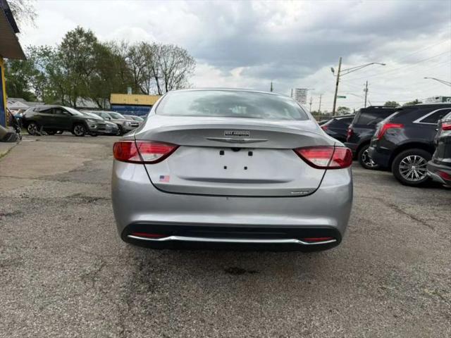 2016 Chrysler 200 Limited