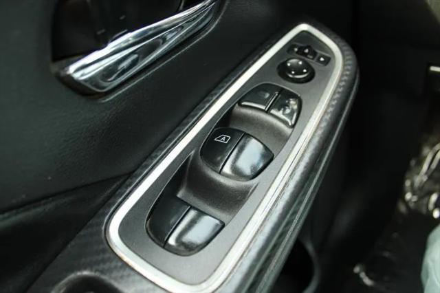 2020 Nissan Versa SR Xtronic CVT