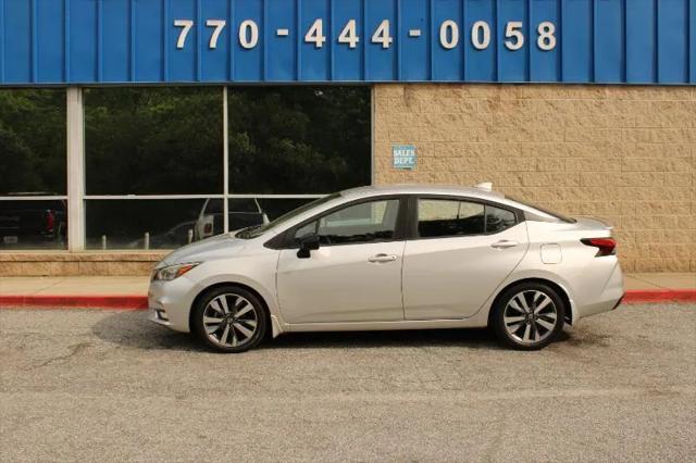 2020 Nissan Versa SR Xtronic CVT