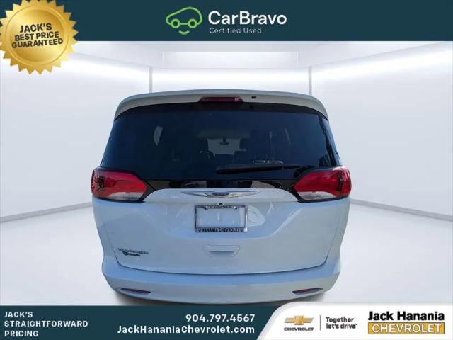 2021 Chrysler Voyager LXI