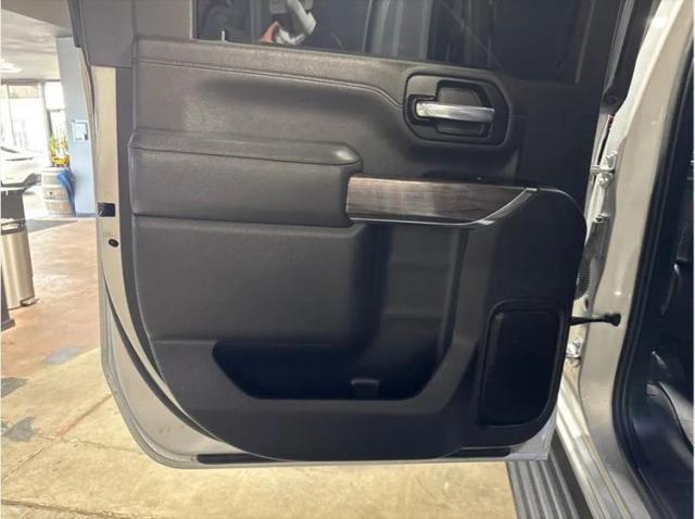 2022 Chevrolet Silverado 2500HD 4WD Crew Cab Standard Bed LTZ