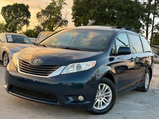 2011 Toyota Sienna XLE V6