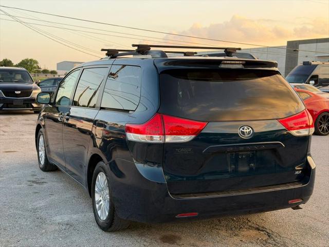 2011 Toyota Sienna XLE V6