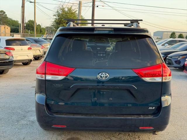 2011 Toyota Sienna XLE V6