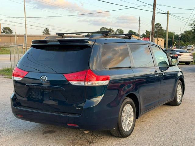 2011 Toyota Sienna XLE V6