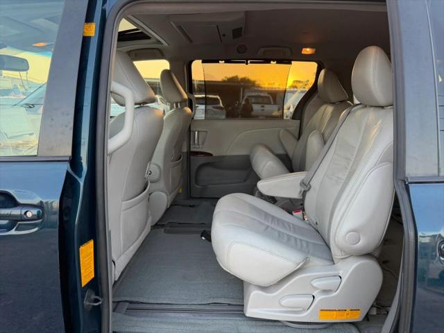 2011 Toyota Sienna XLE V6