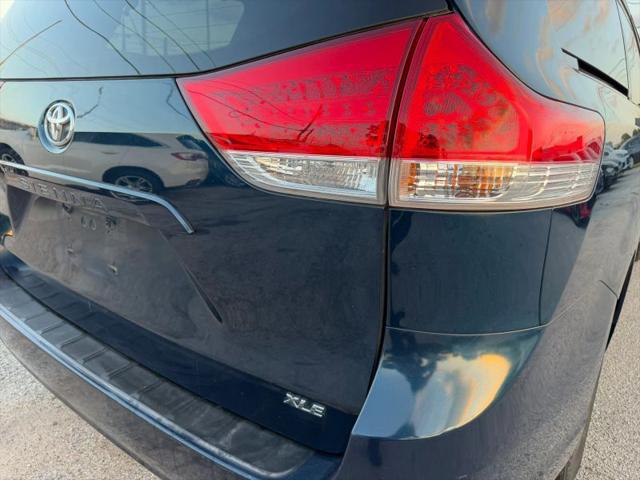 2011 Toyota Sienna XLE V6