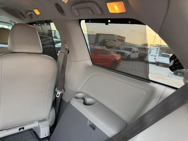 2011 Toyota Sienna XLE V6