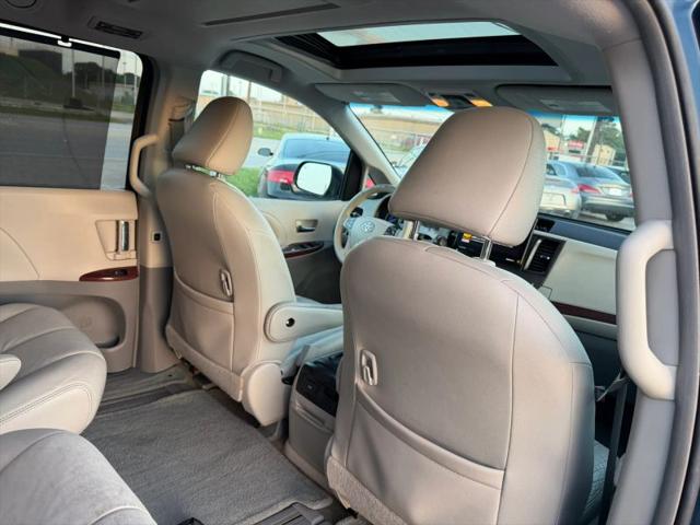 2011 Toyota Sienna XLE V6