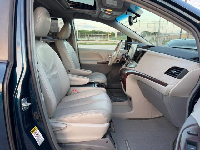 2011 Toyota Sienna XLE V6
