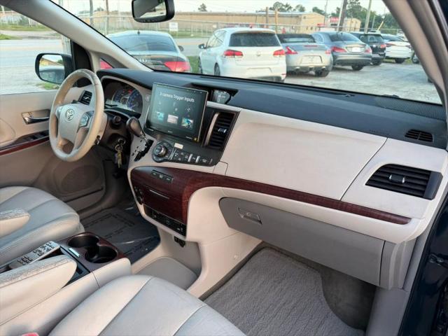 2011 Toyota Sienna XLE V6