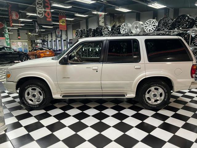 1999 Ford Explorer Base
