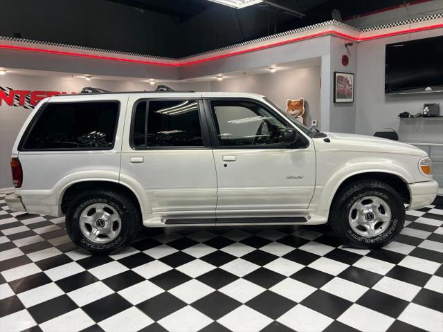 1999 Ford Explorer Base