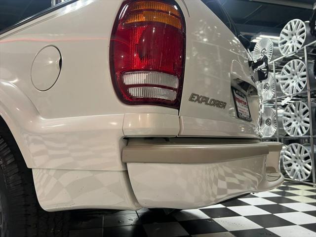 1999 Ford Explorer Base