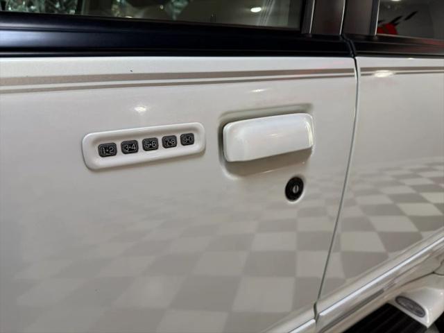 1999 Ford Explorer Base