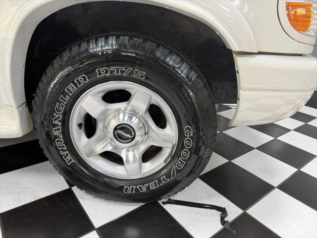 1999 Ford Explorer Base