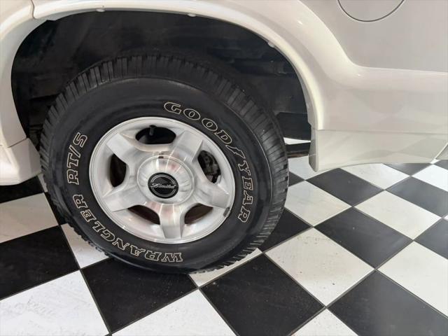 1999 Ford Explorer Base