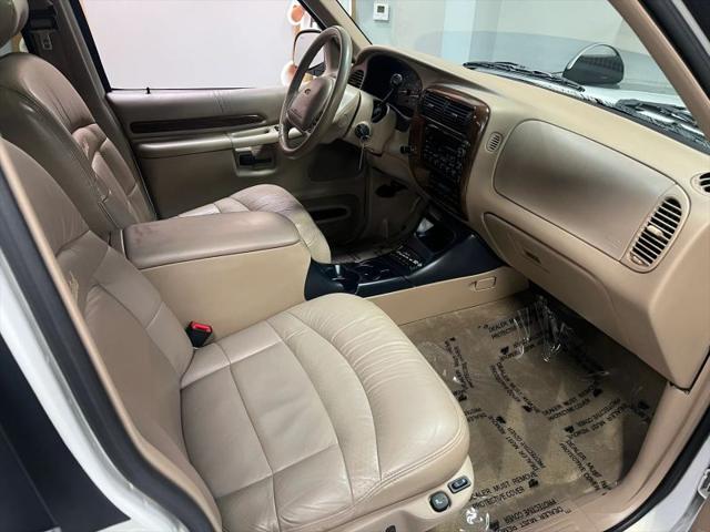 1999 Ford Explorer Base