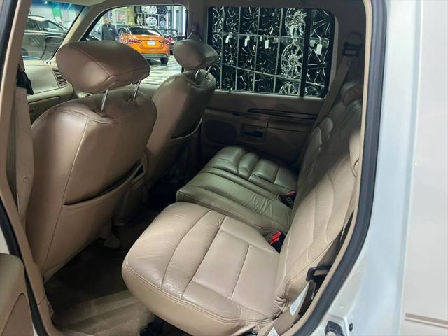 1999 Ford Explorer Base