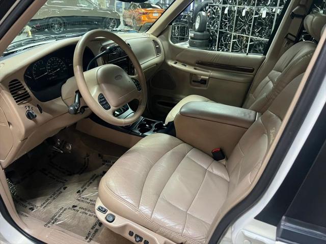 1999 Ford Explorer Base