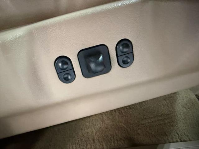 1999 Ford Explorer Base