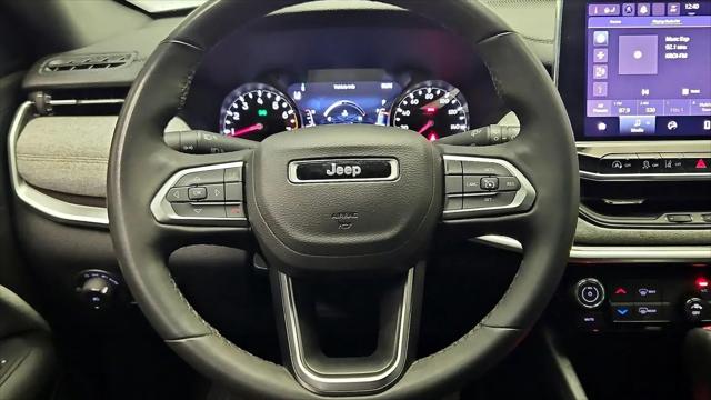 2023 Jeep Compass Latitude Lux FWD