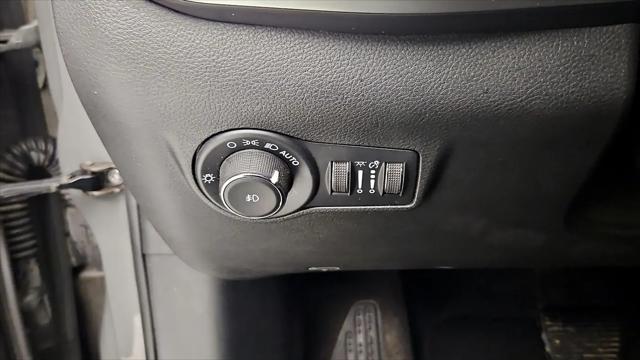 2023 Jeep Compass Latitude Lux FWD