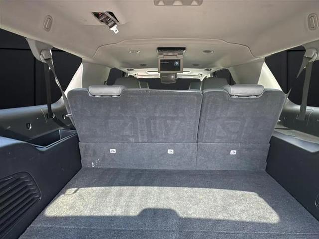 2020 Chevrolet Suburban 4WD LT