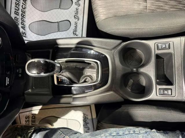 2020 Nissan Rogue SV FWD