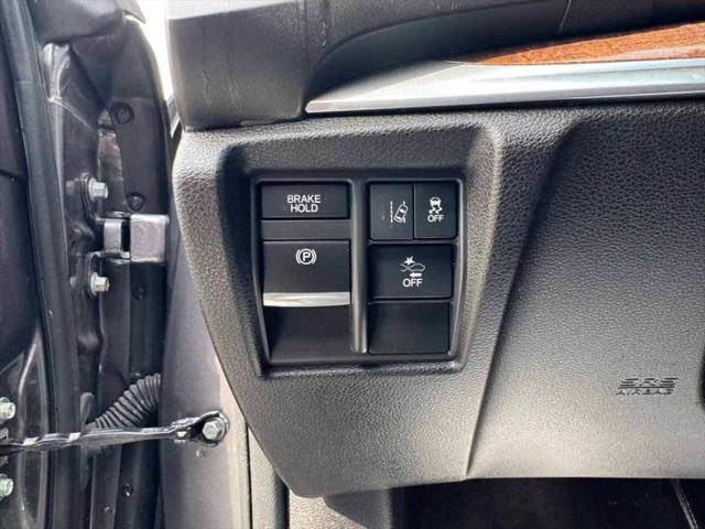 2017 Acura MDX w/Technology Package
