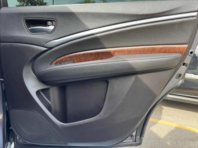 2017 Acura MDX w/Technology Package