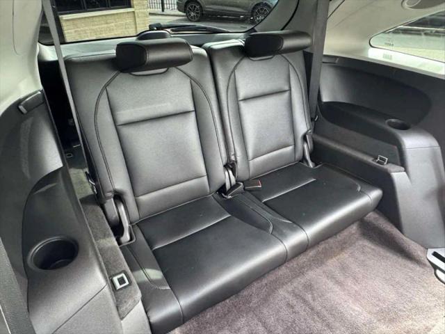 2017 Acura MDX w/Technology Package