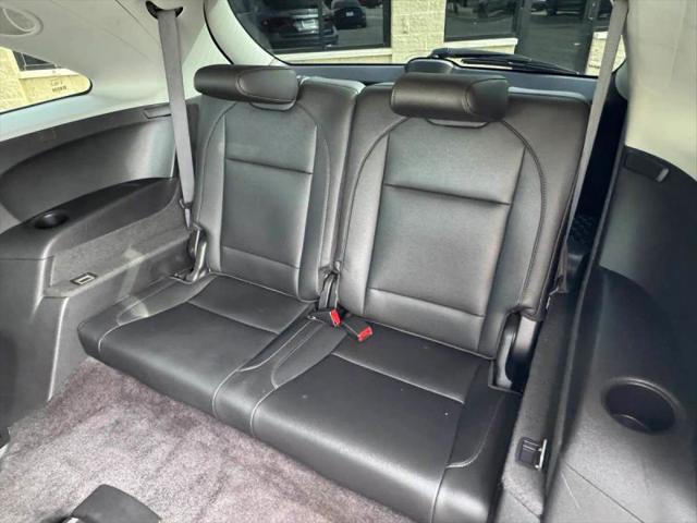 2017 Acura MDX w/Technology Package