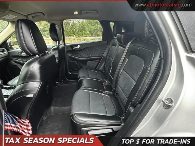 2020 Ford Escape Titanium Hybrid