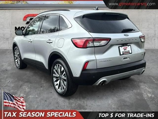2020 Ford Escape Titanium Hybrid