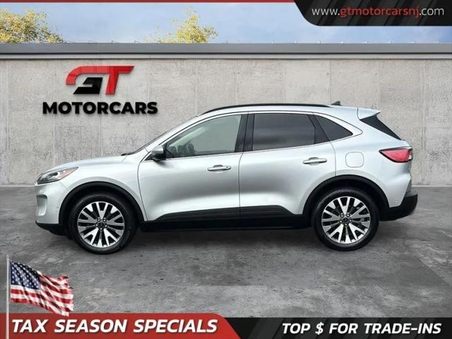2020 Ford Escape Titanium Hybrid