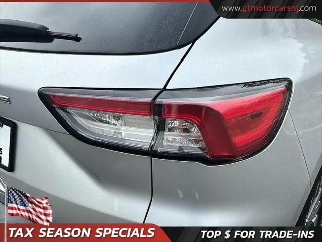 2020 Ford Escape Titanium Hybrid