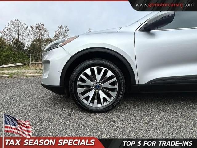 2020 Ford Escape Titanium Hybrid