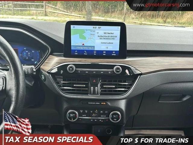 2020 Ford Escape Titanium Hybrid
