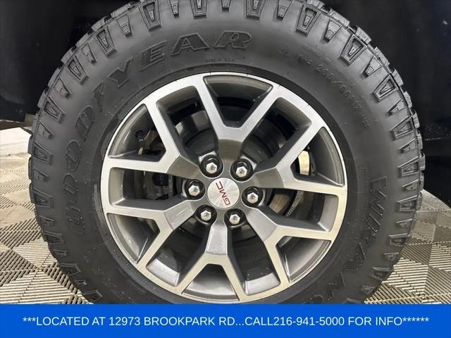 2022 GMC Canyon 4WD Crew Cab Short Box AT4 - Leather