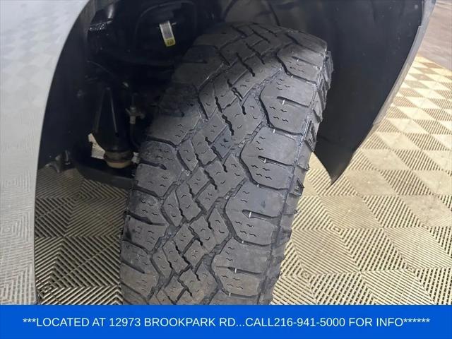 2022 GMC Canyon 4WD Crew Cab Short Box AT4 - Leather