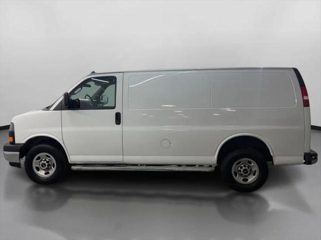 2022 GMC Savana Cargo RWD 2500 Regular Wheelbase Work Van