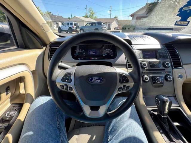 2014 Ford Taurus SE