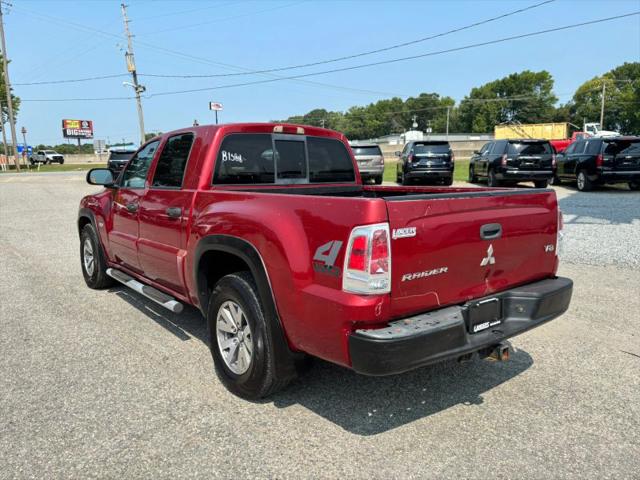 2006 Mitsubishi Raider Duro Cross V8