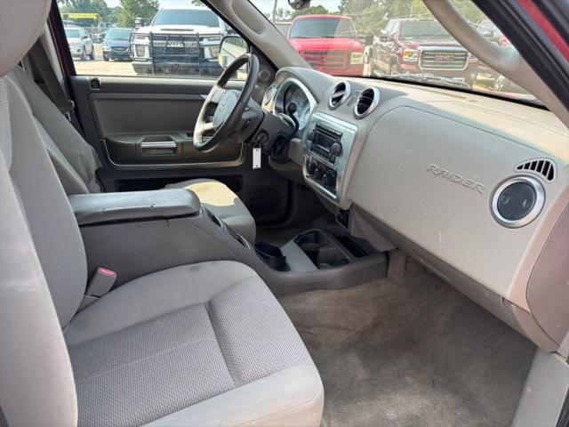 2006 Mitsubishi Raider Duro Cross V8