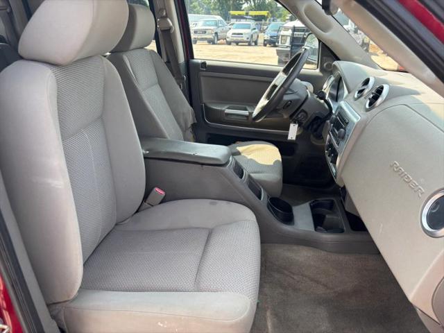 2006 Mitsubishi Raider Duro Cross V8