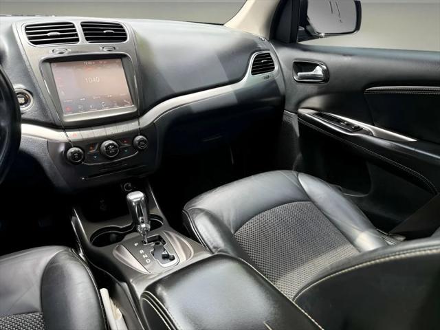 2020 Dodge Journey Crossroad