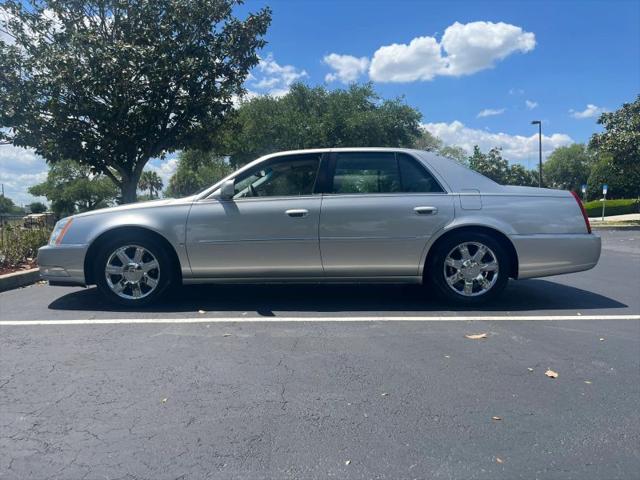 2006 Cadillac DTS Standard