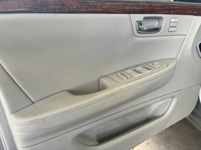 2006 Cadillac DTS Standard