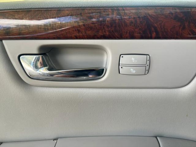 2006 Cadillac DTS Standard